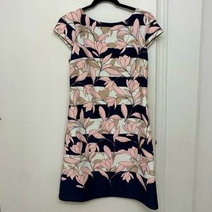 Vince Camuto Floral Dress Women’s Size 8 - like new